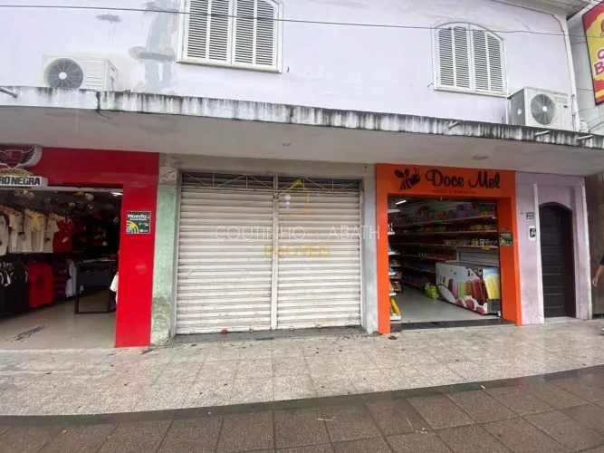 Loja Comercial para Locação em Saquarema, Bacaxá (bacaxá), 1 banheiro