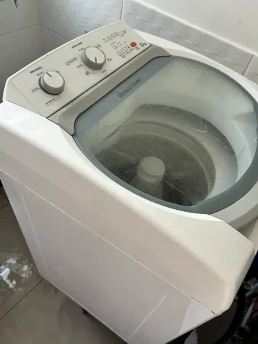 Maquina de lavar com defeito