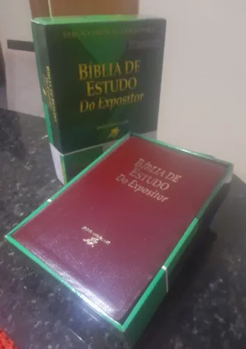 Bíblia de estudo do expositor vinho