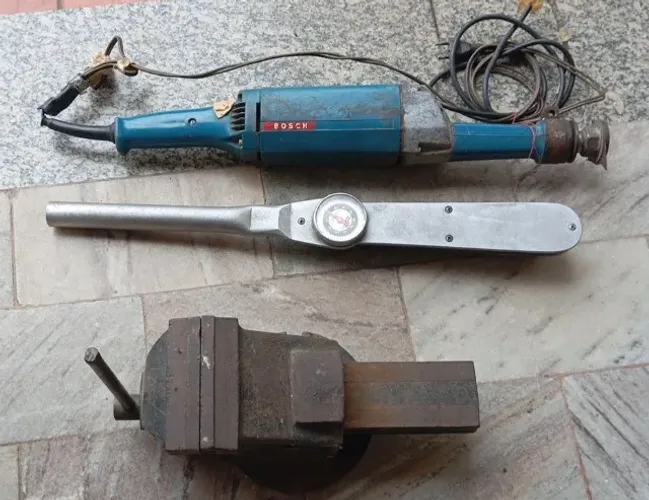 EQUIPAMENTOS DE OFICINA
