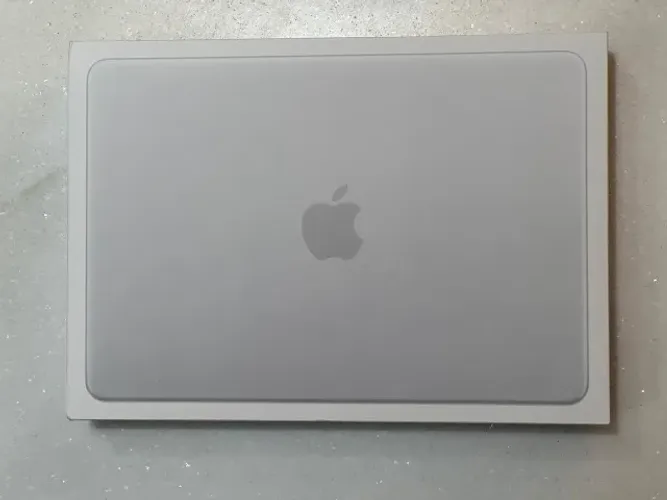 Macbook Neo 256GB Novo Lacrado , Silver 