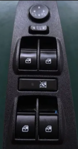 Controle Dos Retrovisores com Rebatimento