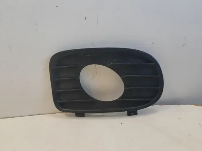 Moldura Milha Vectra L.e 2000 A 2003 Original Usado 22558 Preto Esquerdo