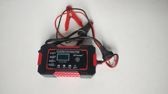 Carregador de bateria digital 0km p/ carro moto e jetski