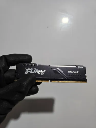 Memória ram 16GB ddr4 3200MHZ kingston Fury