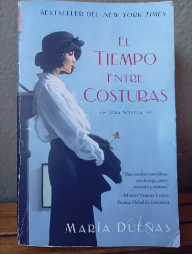 ALO ALÔ COLECIONADOR LIVRO El TIEMPO ENTRE COSTURAS MARIA DUEN<br>MAria Duenas<br><br>Maria Duenas
