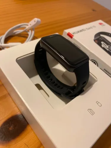 Huawei Band 10 Preta (3 meses de uso!!!)