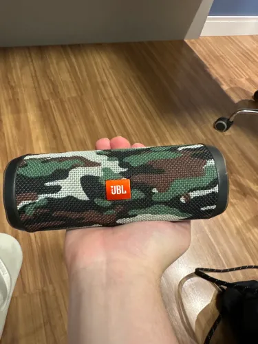 Caixa de som JBL FLIP 4