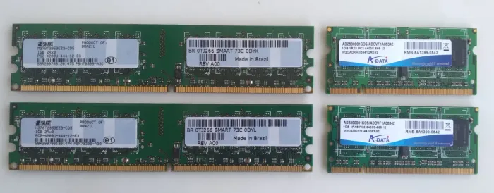 Memória RAM 4x 1giga (4giga)