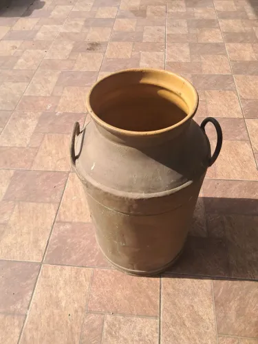 Latão de leite