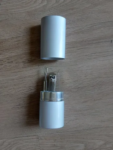 Kit Manicure em Inox Novo na Caixa (3 peças + Estojo )