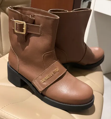 Bota marrom couro 36 nova Raphaela booz