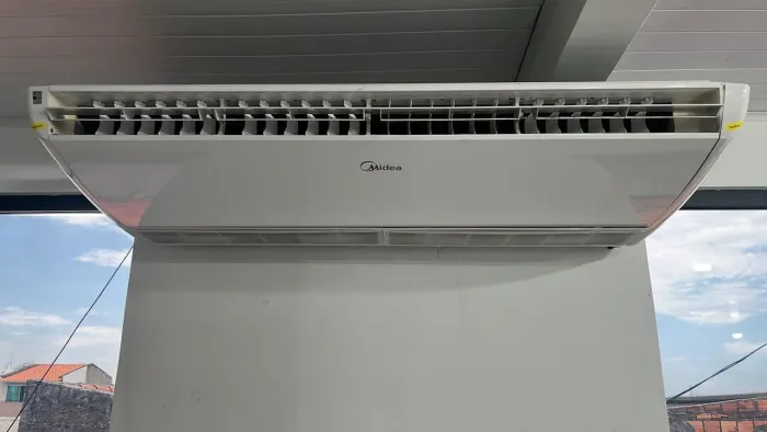 Ar condicionado 60 mil btus muito novo