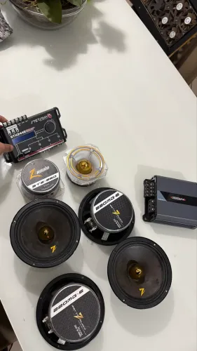 Som automotivo kit completo zetta semi novo