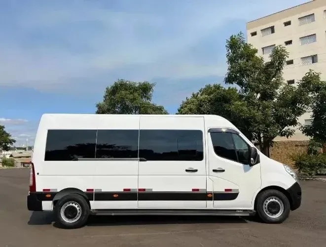 Renault Master 2.3 DCI Executive Longo 16L Dies 2021