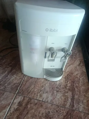 Bebedouro com compressor