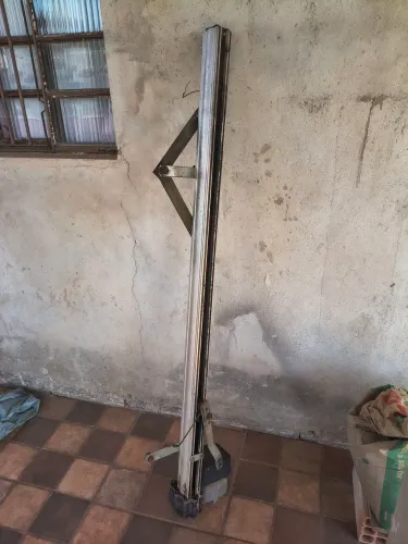 Vendo o portão basculante marca Rossi barato e urgente