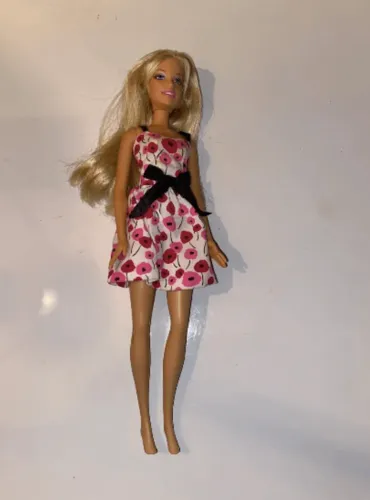 barbie da mattel anos 2000