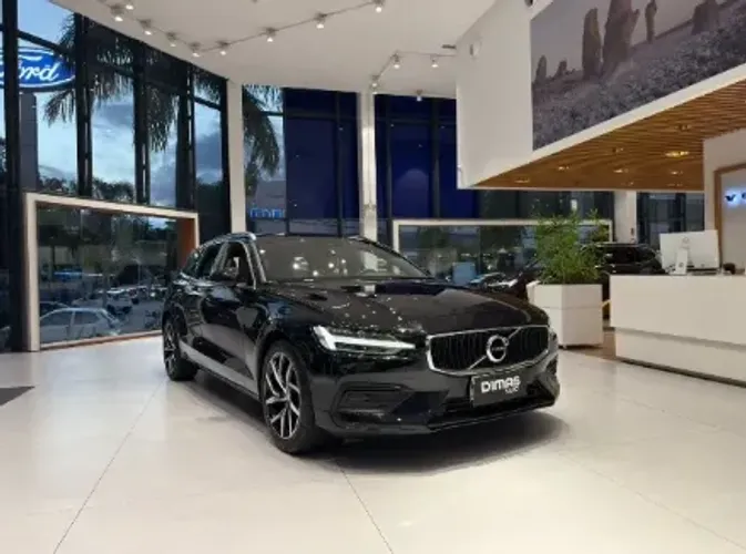 Volvo V60 T-5 Momentum 2.0 245cv 5P 2019