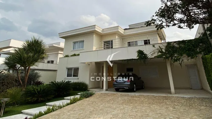 CASA À VENDA NO CONDOMINIO MONT BLANC RESIDENCE