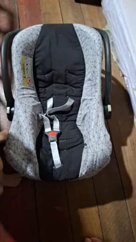 Vendo bebê conforto