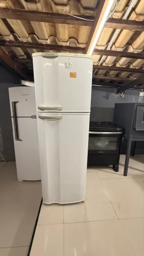 Geladeira Eletrolux