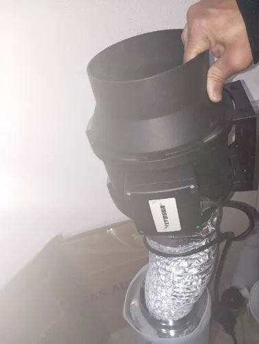Exaustor de tubo em linha  da marca **Vivosun