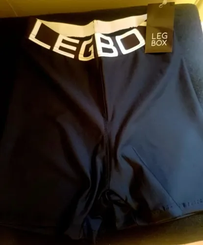 Short Legbox preto cintura alta tam P