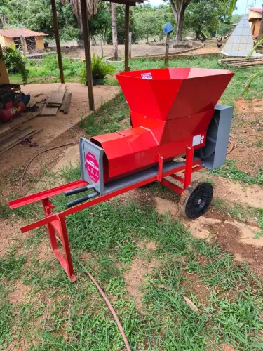 Ensacadeira compactadora de silo