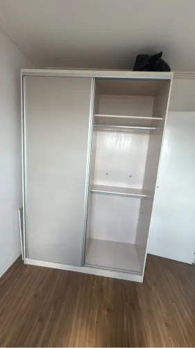 Guarda-Roupa 2 portas