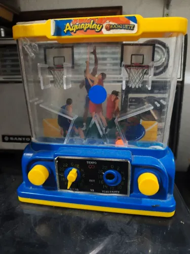 Aquaplay basquete.