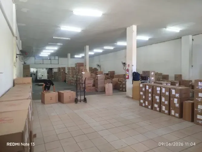 SARÁTY VENDE GALPÃO NA CAMPINA.