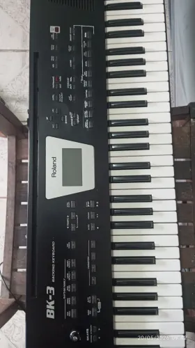 Teclado Roland BK 3 