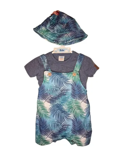 Conjunto de Jardineira, camiseta e chapéu