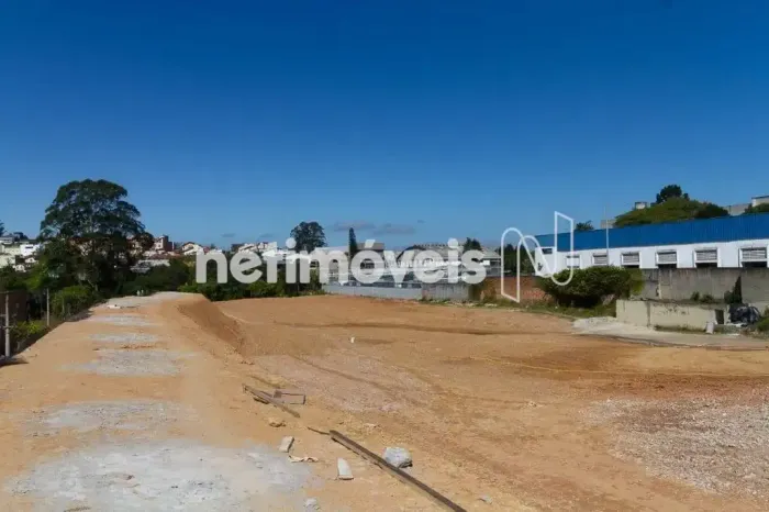 TERRENO PARA LOCAÇÃO ALVARENGA