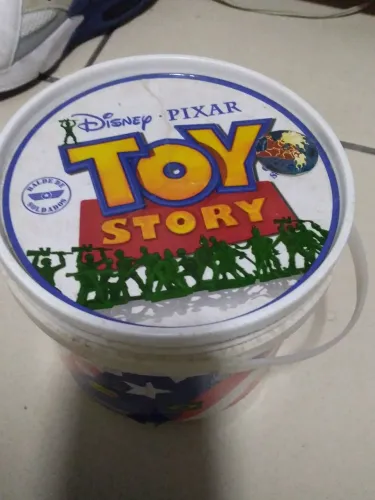 SoldadinhosToy Story praticamente novo
