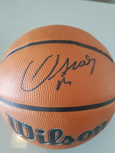 Bola Basquete original NBA assinada por Oscar Schimidt