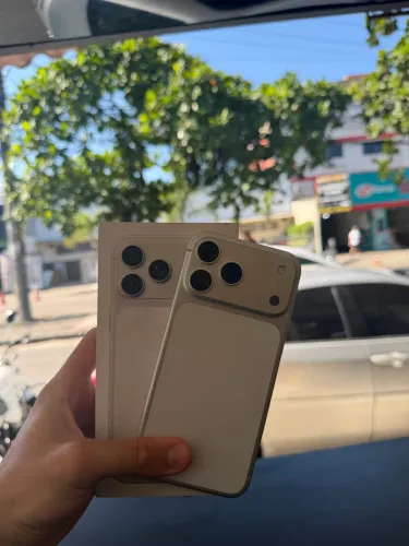 Iphone 17 pro max 256GB pra sair logo
