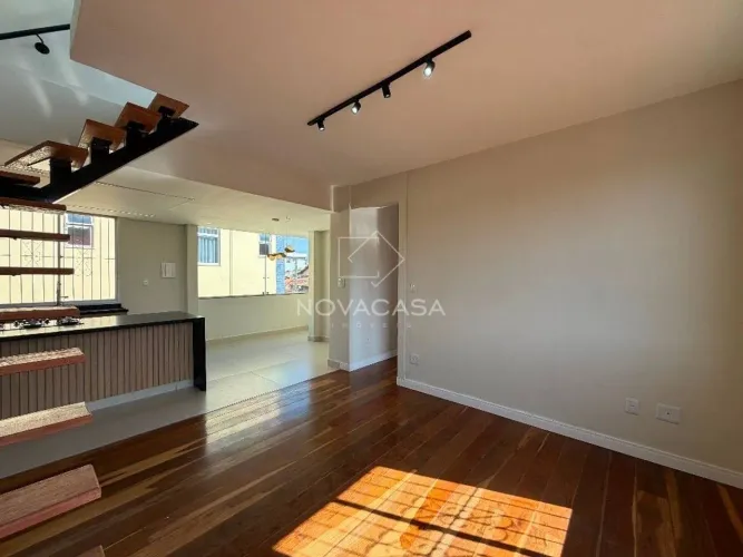 Cobertura com 3 dormitórios à venda, 120 m² por R$ 695.000,00 - São João Batista (Venda No