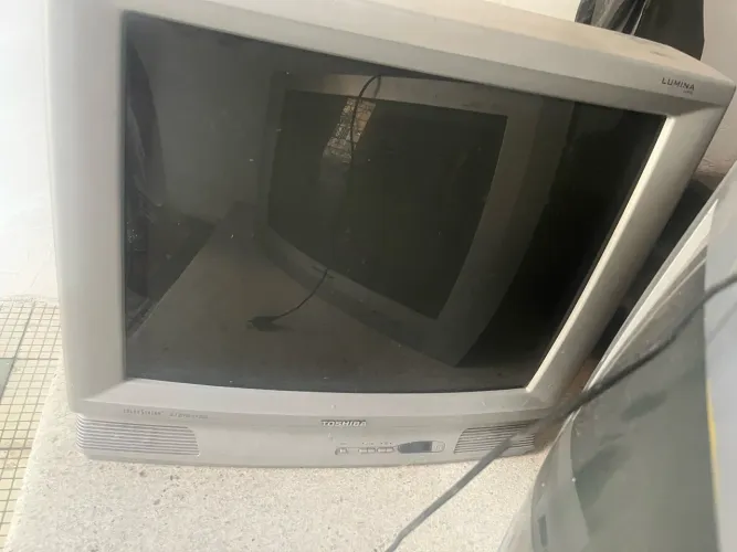 Televisão antiga