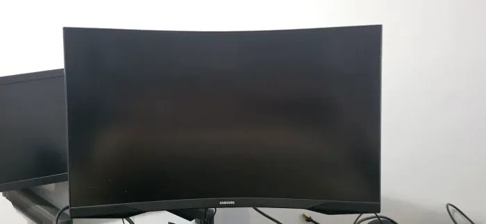 Monitor Gamer Samsung Odyssey G5 27" Curvo QHD 165Hz