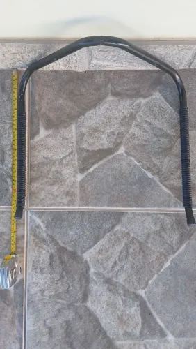Suporte de parede p/ bicicleta.