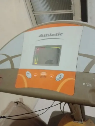 Pra vender hj Esteira atlétic revisada troco em algum celular bom