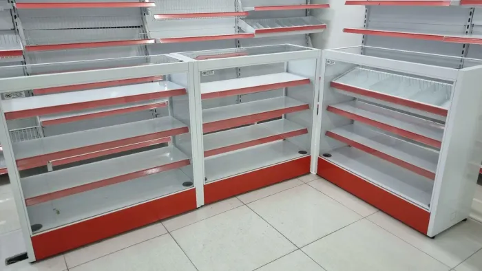 5 balcões semi-novos, tipo vitrine