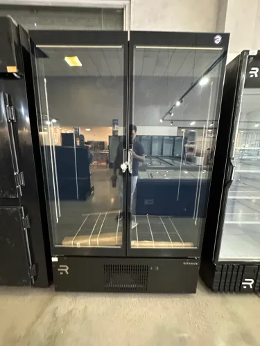 Expositor 2 portas Premiun 1200 litros full Balck cerveja e carne - refrimate 