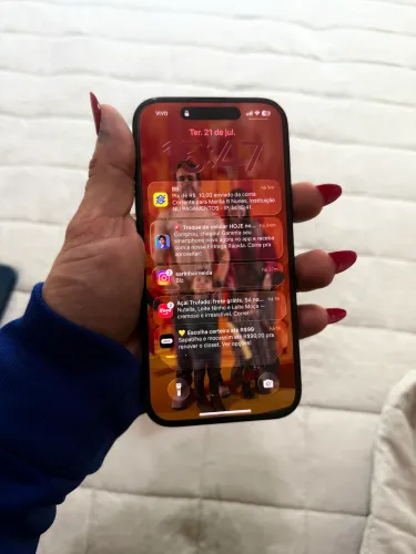 iPhone 16