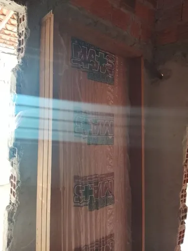 Porta e pisos tudo novo pra vender 