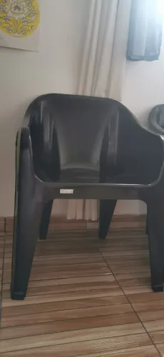 Poltrona de plástico resistente 2 unidades