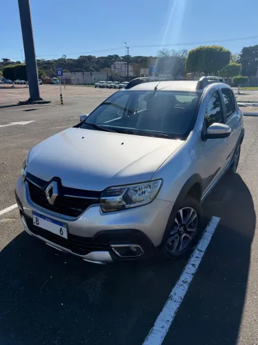 Renault Stepway Iconic Flex 1.6 16V Aut. 2021