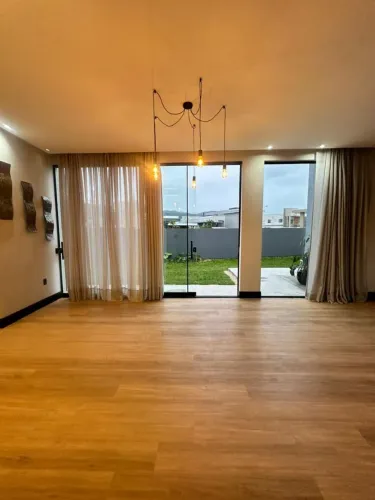 CASA LOCAÇÃO CALEDÔNIA CAMBORIÚ
